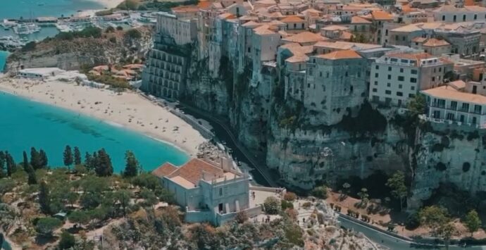 Scoperta la data di fondazione di Tropea, ma i commissari rinunciano all’annuncio: «Spetta alla nuova amministrazione rivelarla»