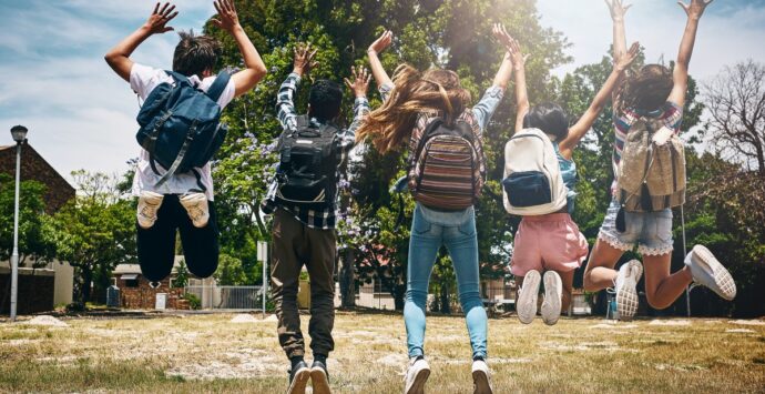 L’estate sta finendo ma non la voglia di vacanze: nel 2025 un “super ponte”, ecco tutte le date da segnare