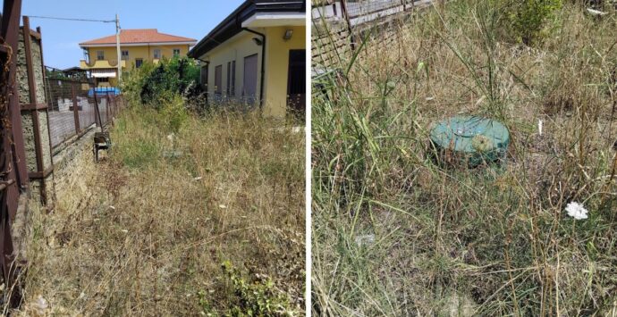 Porto Salvo, la scuola elementare avvolta nel degrado: «Rischi per la presenza di serbatoi gpl»