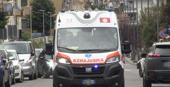 Asp di Vibo tra le 5 peggiori in Italia secondo Agenas. In Calabria un’ambulanza arriva in 30 minuti, 14 in Liguria