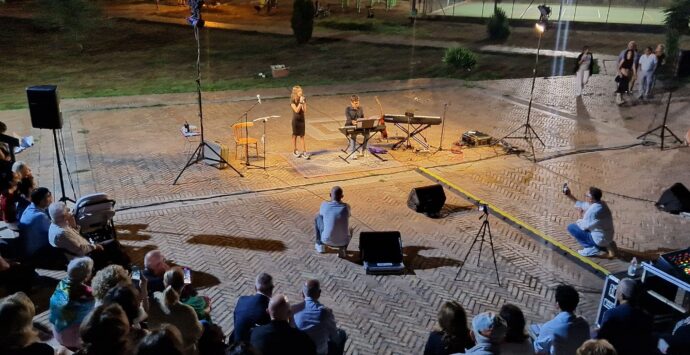 A Mileto tra musica, teatro e dibattiti successo per la Giornata dell’emigrante
