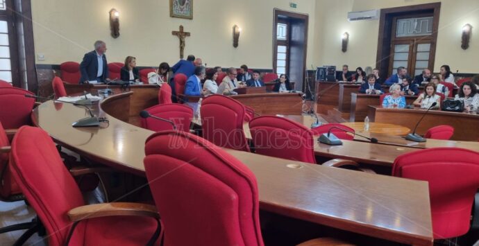 Con questa minoranza i primi 4 mesi del sindaco Romeo sono stati una passeggiata. E l’opposizione la fa l’ex giunta Limardo