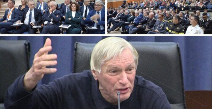 Don Ciotti a Vibo per l’evento nazionale di Libera: «Per estirpare le mafie non basta il lavoro dei magistrati, bisogna andare più a fondo» – VIDEO