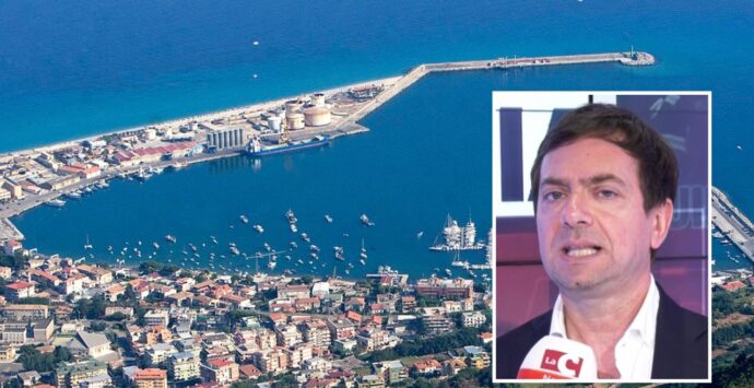 I 60 milioni di Baker Hughes nel porto di Vibo? L’assessore regionale Varì ci mette una pietra sopra: «Non ci sono le condizioni» – VIDEO