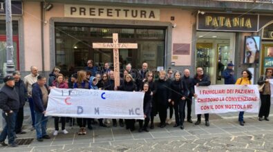 Amarcord Battistini, le associazioni protestano contro il commissariamento bis dell’Asp di Vibo: «Tutto fermo, siamo tornati indietro» – VIDEO