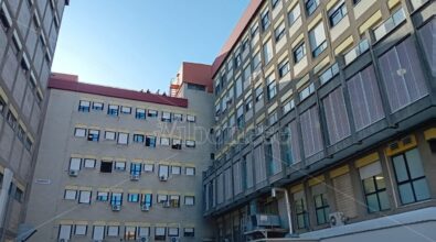 Si è uccisa lanciandosi dall’ospedale la madre della bambina di 7 anni ricoverata in gravi condizioni dopo essere caduta da una finestra a Botricello