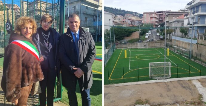 Nicotera, inaugurato all’Istituto tecnico industriale un campetto sportivo polivalente: lavori possibili grazie a 100mila euro di fondi Pnrr