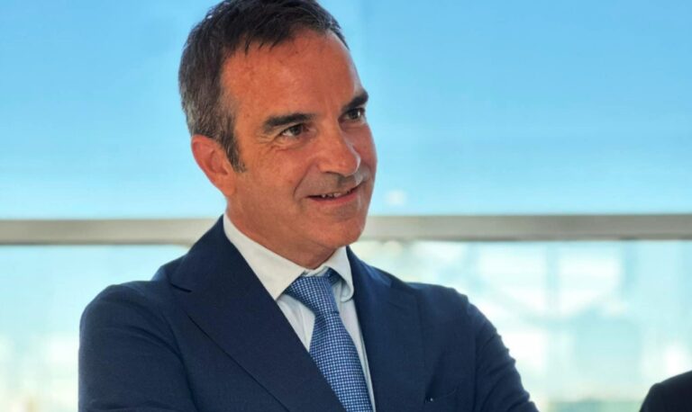 Febbre ma condizioni stazionarie per il governatore Occhiuto operato al cuore