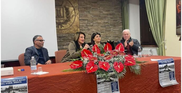 Giornata della memoria anche a Soriano: gli studenti incontrano Ettore Gad Scandiani, testimone della Shoah