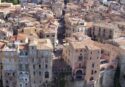 Tropea, commercianti e ristoratori contro i nuovi orari della Ztl: «Eliminata la finestra pomeridiana, come scarichiamo?»