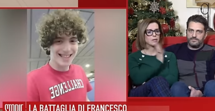 Diciott’anni? Per lo Stato sono già troppi: la battaglia di Francesco e dei suoi genitori per accedere all’assistenza del “Progetto di vita”