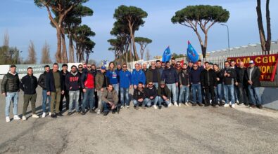 Metalmeccanici in sciopero anche a Vibo Valentia: «Chiediamo salari più alti e riduzione dell’orario di lavoro» – VIDEO