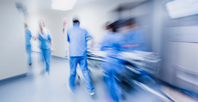 «Mio suocero salvato allo Jazzolino da medici eccezionali», un lettore racconta la sua esperienza nell’ospedale di Vibo che rischia di chiudere