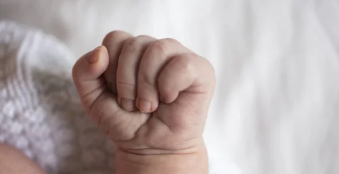 Bimbo di 5 mesi muore in ospedale a Cosenza dopo il trasferimento da Corigliano Rossano, indaga la Procura