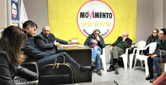 Il M5s vibonese fa il punto in vista della manifestazione nazionale contro il riarmo e sull’imminente campagna elettorale