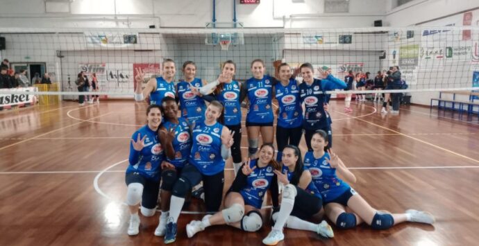 Volley, Panificio Pesce Todosport inarrestabile: dopo la Coppa Calabria torna in campionato e batte l’Avolio