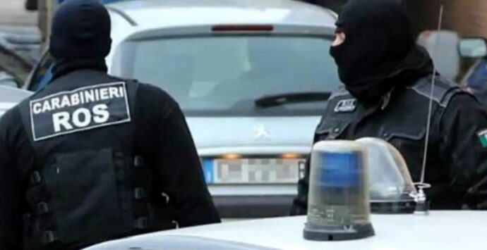 ‘Ndrangheta, usura ed estorsioni: 17 arresti tra Calabria e nord Italia -Nomi