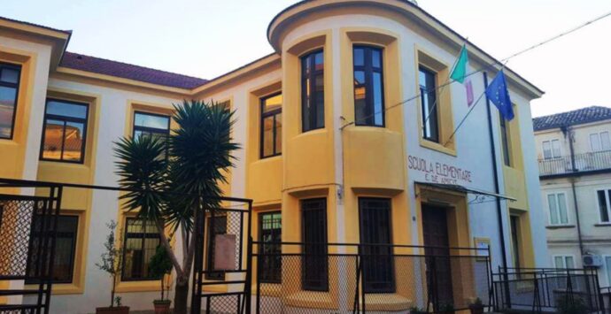Salva la tua lingua locale, la scuola De Amicis di Vibo conquista la menzione d’onore nell’ambito del progetto targato Unpli
