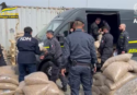 Maxi sequestro al Porto di Gioia Tauro: oltre una tonnellata di cocaina purissima nascosta in sacchi di pellet – VIDEO