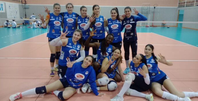 Pallavolo, il Panificio Pesce continua la sua corsa verso la Serie B2: Rossano battuto in casa per 3 a 0