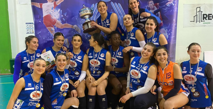 Sfida tutta vibonese per la Coppa Calabria: a portarla a casa è il Panificio Pesce Todosport che batte Lory Volley Pizzo
