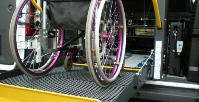 Tropea: riaperte le domande di rimborso spese del servizio di trasporto scolastico per gli alunni con disabilità. Ecco modalità e scadenze