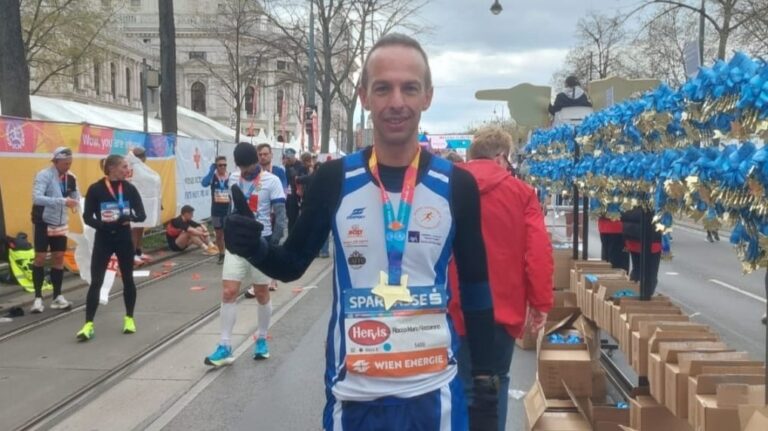 Record personale per l’atleta vibonese Rocco Donato alla Vienna City Marathon