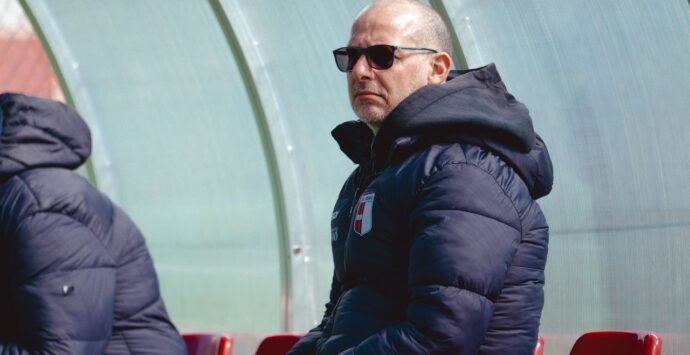 Vibonese, è ufficiale: i play off sono in tasca. Il ds Meli: «Ce li siamo meritati, in questo campionato più alti che bassi»