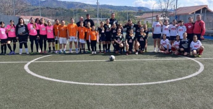 Soriano, successo per la giornata di promozione del calcio femminile. Mister Raffaele: «Crescita sportiva passa anche da questi eventi»