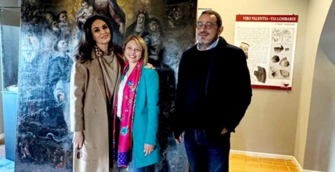 Soriano, Maria Grazia Cucinotta in visita al Polo Museale. La direttrice Preta: «Motivo di grande vanto attirare personalità di spicco»