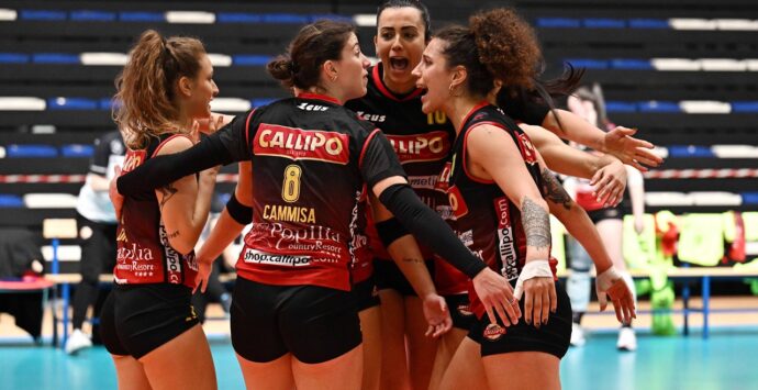 Show Tonno Callipo a Fasano: le ragazze vibonesi volano in finale di Coppa Italia grazie alla vittoria per 3 a 0 su Altamura
