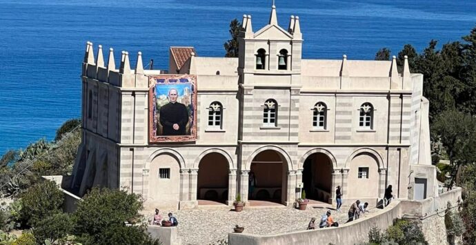 Non solo mare e bianche spiagge, turismo religioso in crescita a Tropea. E potrebbe funzionare tutto l’anno