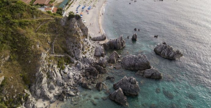 Viaggio a Parghelia alla scoperta della cava di epoca romana: un luogo che racconta ancora oggi l’evoluzione della terra e l’ingegno dell’uomo