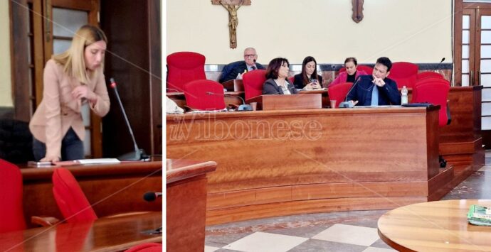 Vibo, Nesci lancia la bomba: «C’è un assessore incompatibile in giunta?». Il vicesindaco Pilegi: «Non lo so». Ma un nome già gira
