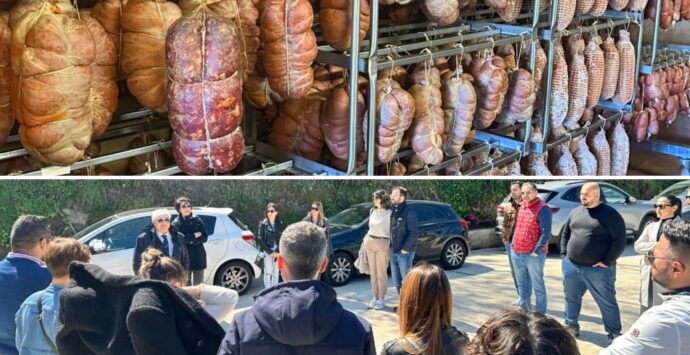 Non solo vino, sommelier da tutta la Calabria in visita a Spilinga per scoprire i segreti della ‘nduja