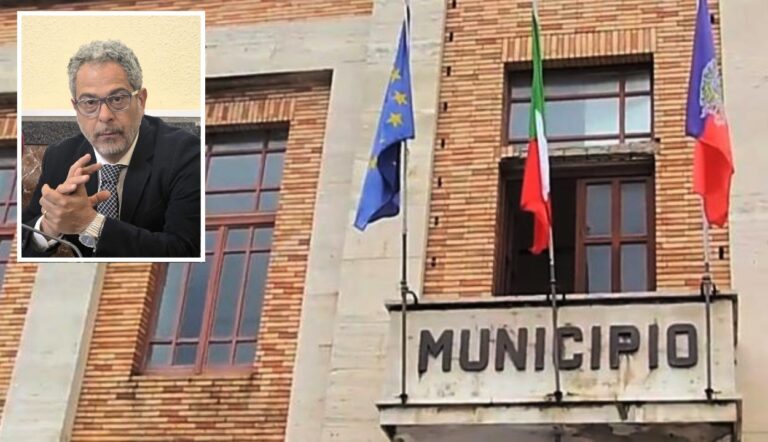 Comune di Vibo, parla Talarico: «Nessuna incompatibilità, resto al mio posto e vi spiego perché»