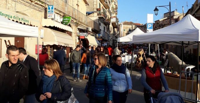 Tropea, a Pasquetta tornano i mercatini di via Regina Margherita: ecco il dispositivo traffico