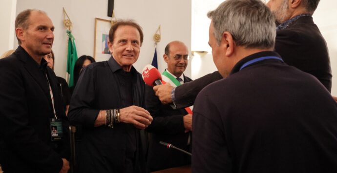 Mileto si appresta a riabbracciare il “suo” concittadino Roby Facchinetti: la storica voce dei Pooh terrà una masterclass al Cantiere musicale