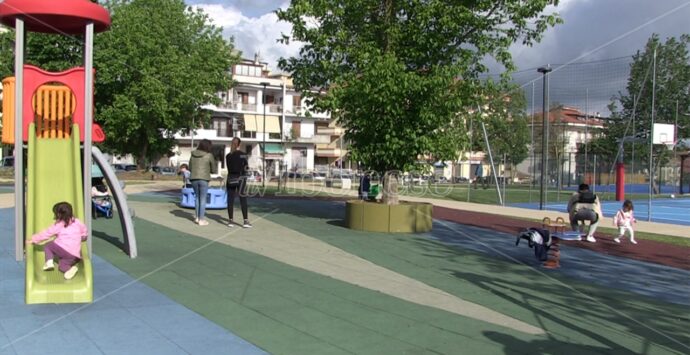 La straordinaria forza della normalità: il parco delle biodiversità di Vibo ancora non inaugurato ma già preso d’assalto: «È bellissimo» – VIDEO