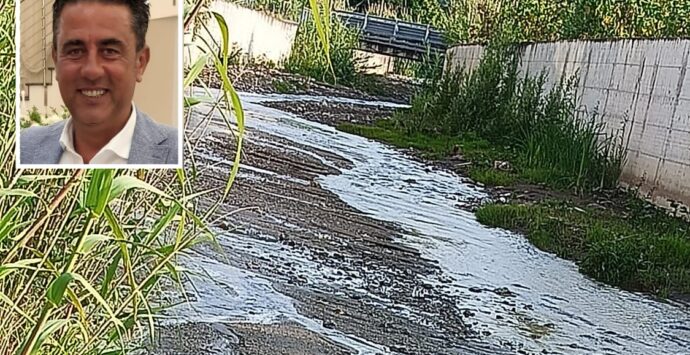 Inquinamento torrente Sant’Anna, Fusca (Udc): «Dall’amministrazione Romeo nessuna soluzione nonostante l’estate alle porte»