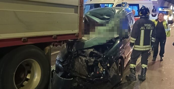 Tragico incidente sulla Statale 280 tra Lamezia e Catanzaro: due morti, uno era originario di Vibo