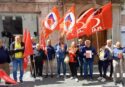 Sit in degli agricoltori vibonesi della Flai Cgil davanti la Prefettura: caporalato e lavoro nero al centro della protesta