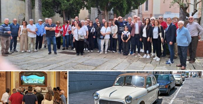 Le auto storiche invadono Mileto, il presidente della Nausicaa Veteran: «Questo luogo ci ha fatto viaggiare nel tempo»