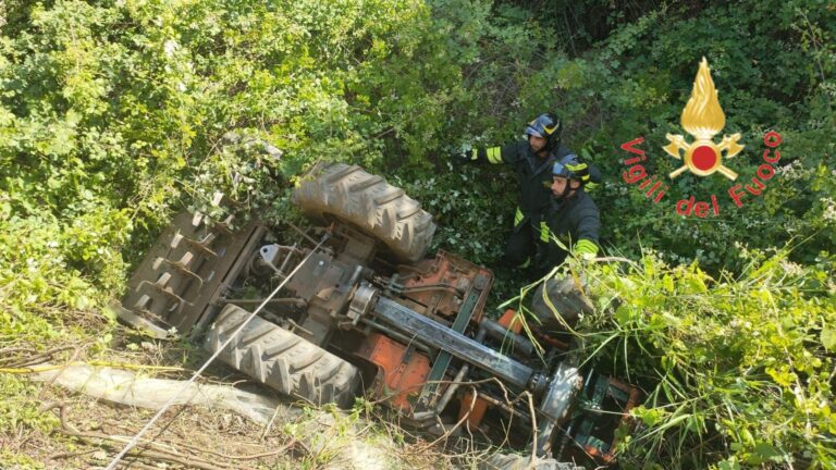 Tragedia a Ricadi, si ribalta col trattore e muore: stava effettuando lavori in campagna a Orsigliadi