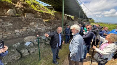 Hipponion riscrive la sua storia: svelato al pubblico un tratto di mura greche che conferma l’importanza del sito archeologico vibonese