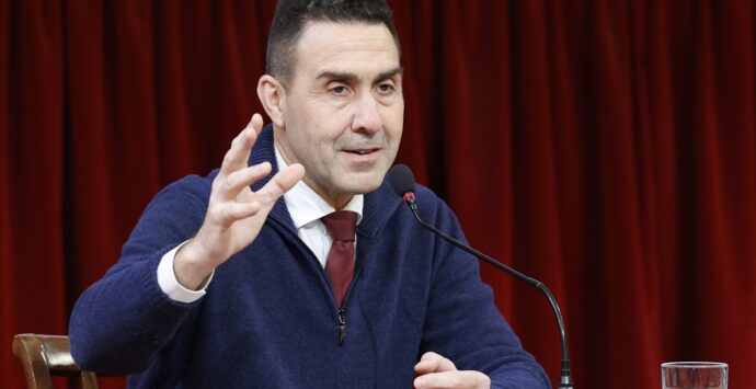 Nasce a Vibo il primo Team Vannacci della Calabria: dedicato a Luigi Razza ma i nomi degli iscritti sono “segreti”