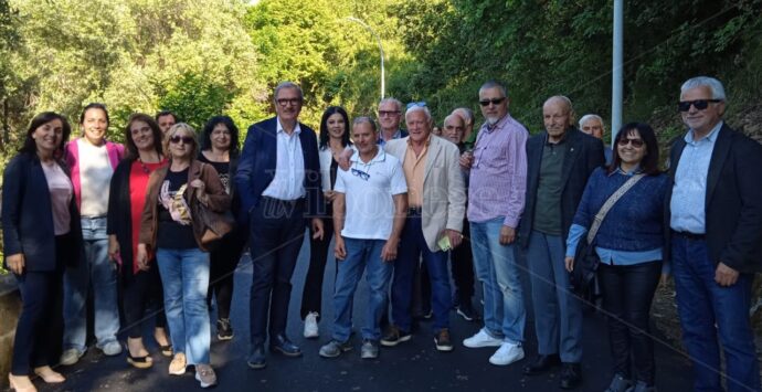Romeo rivendica la riapertura della strada che conduce a San Pietro e rilancia: «Diventerà il borgo delle fiabe»