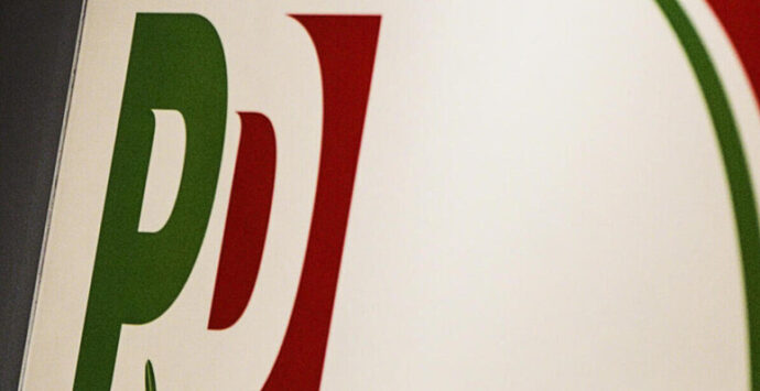 Pd Vibo, espulsi dal partito i consiglieri comunali del nuovo gruppo ispirato da Alecci