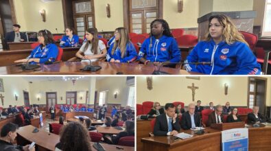 Vibo capitale del volley femminile Under 18: ventisette squadre da tutta Italia si affrontano in città dal 13 al 18 maggio