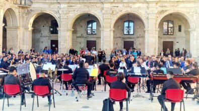 Vibo, la Festa della Repubblica si chiude con il concerto nell’ex Collegio dei Gesuiti. Il prefetto Colosimo: «Bisogna custodire il fuoco, non venerare le ceneri»
